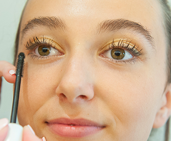 maquillage-yeux Maquillage pose de rimel couleur caramel